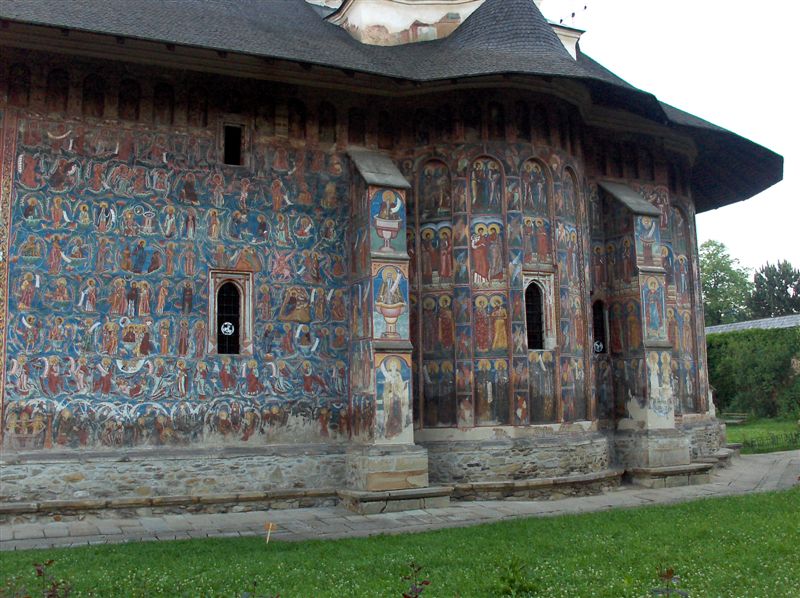Klaster v Moldovite1